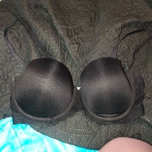 Black 38 C maidenform bra